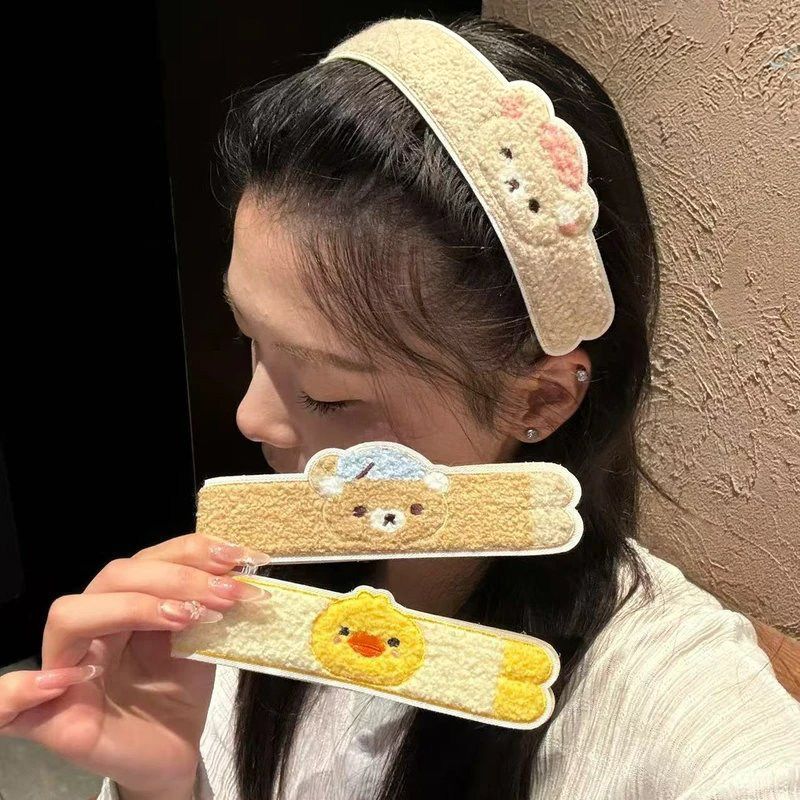 Cartoon cute long-shaped Rilak - đánh giá và giá Cleanser Face